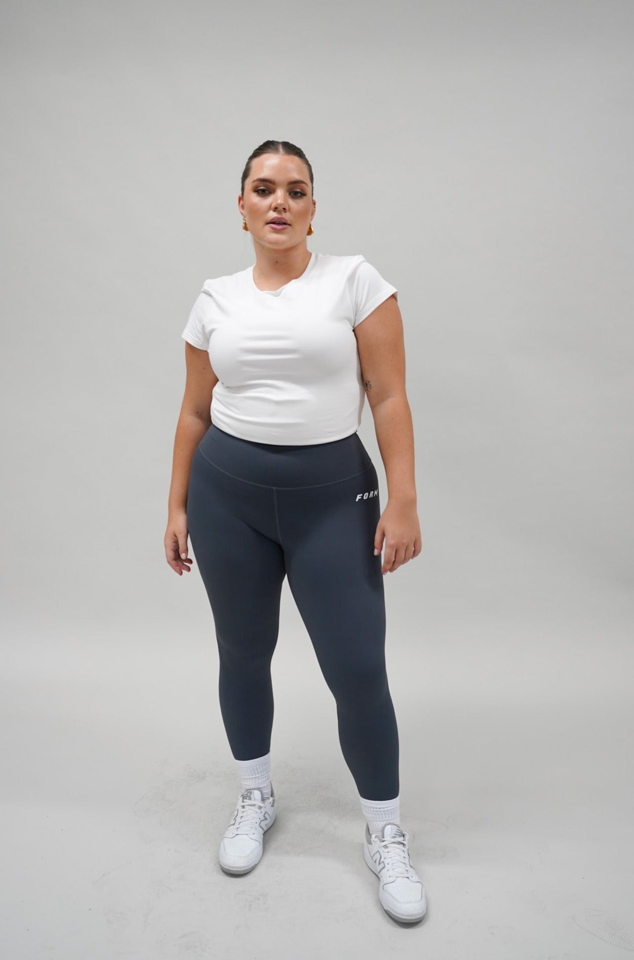 FORM BASE TIGHT 7/8 GREY - Fayt The Label