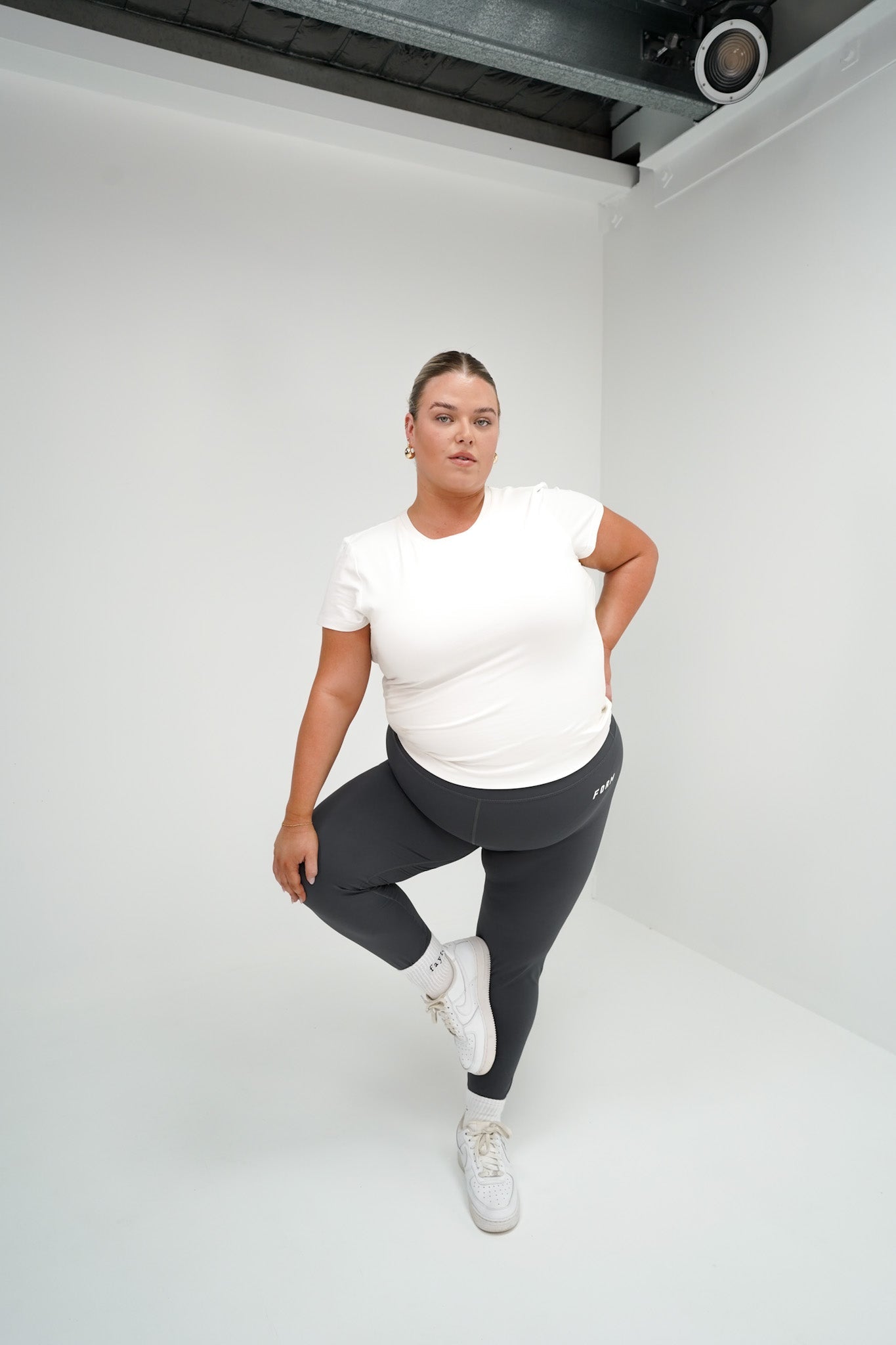 FORM BASE TIGHT 7/8 GREY - Fayt The Label
