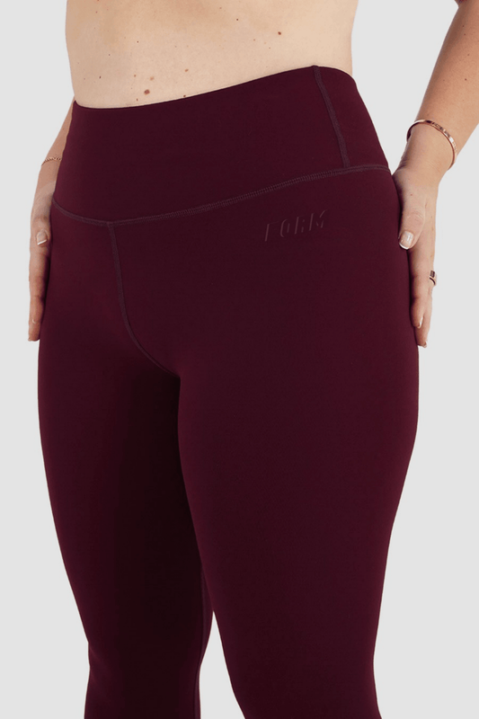 FORM FLOW TIGHT 7/8 PLUM - Fayt The Label