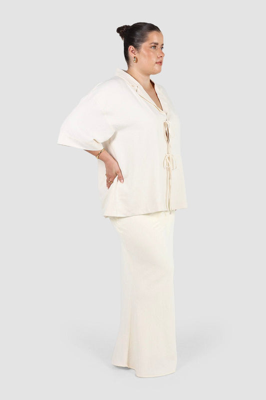 JUNIE OVERSIZED SHIRT BUTTERCREAM - Fayt The Label