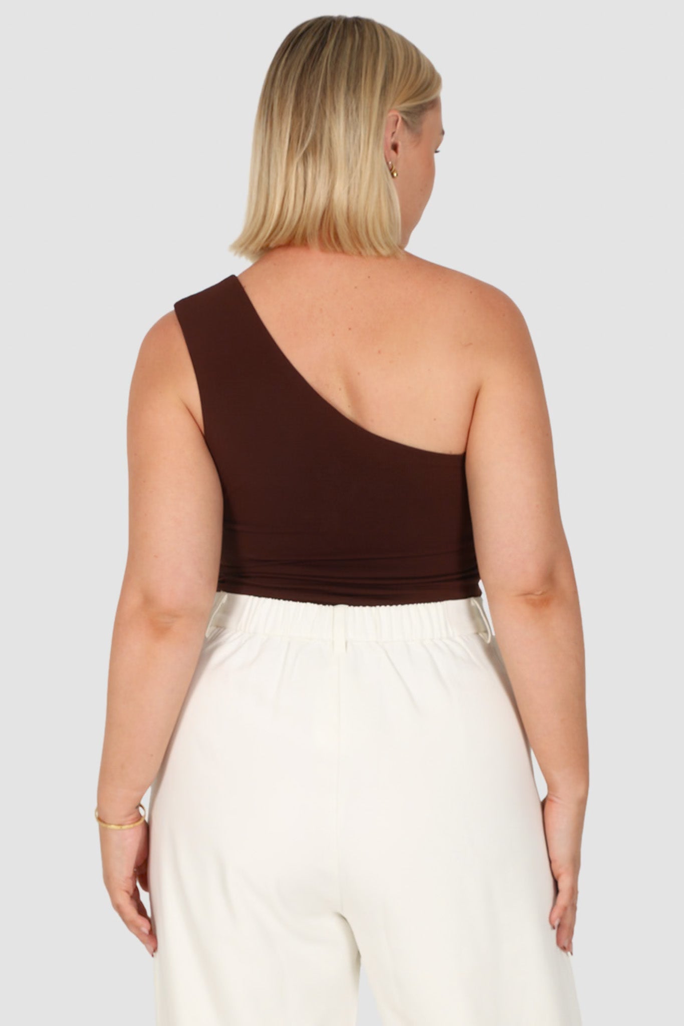 SULLIVAN ONE SHOULDER TOP CHOC - Fayt The Label